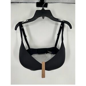 SKIMS Wireless Form Push Up Plunge Bra onyx padded black size 36dd